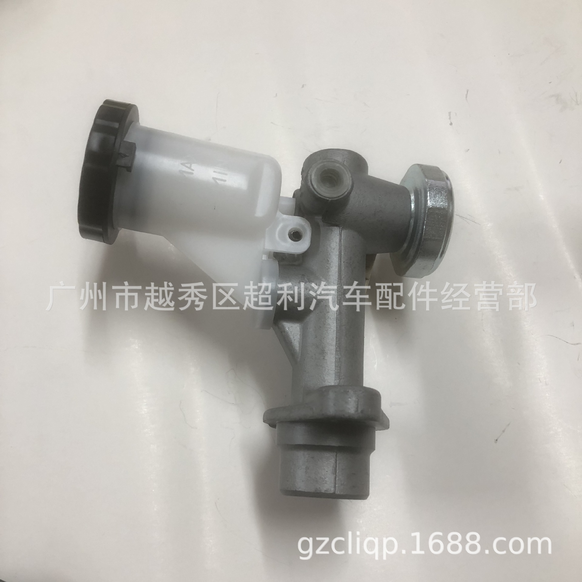 Applicable to 30610-Vb000 30610-Vb00A 30610-Vb001 Y61 Clutch Master Cylinder