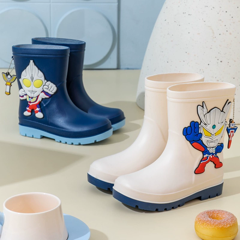 Детские резиновые сапоги в новом стиле с подвесным украшением DiGa Celo Ultraman для мальчиков, детские резиновые сапоги до середины икры, нескользящая Водная обувь
