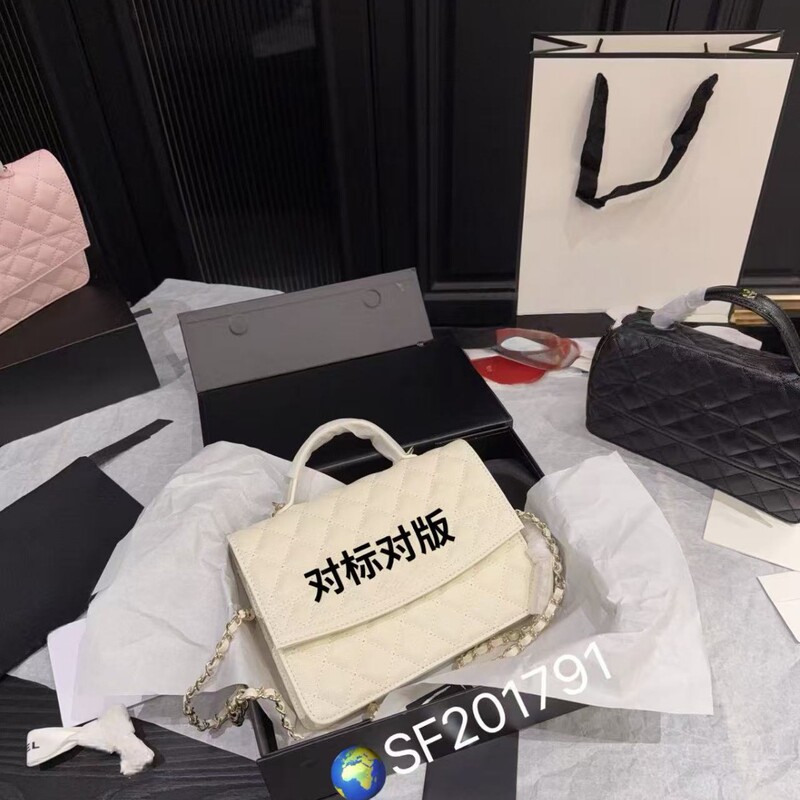 Xiaoxiang Woc Spring and Summer New Chain Fashion 25C Mini Backpack Handbag Multi-Functional Backpack