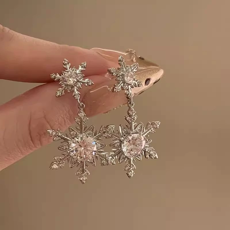 Серьги Retro golden, свадебный лёгкий люкс, высокое качество