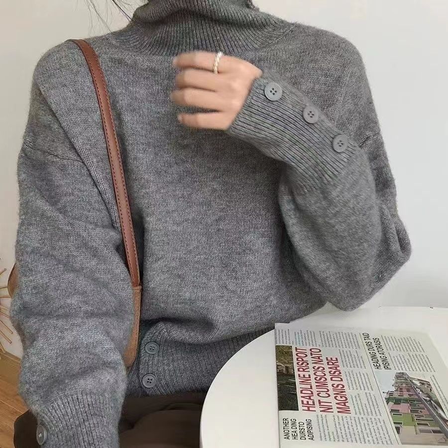 【 Famiglia Cashmere 】 Maglione corto alto in lana, strato interno lavorato a maglia con collo in pelo spesso e largo da donna_voghion.com