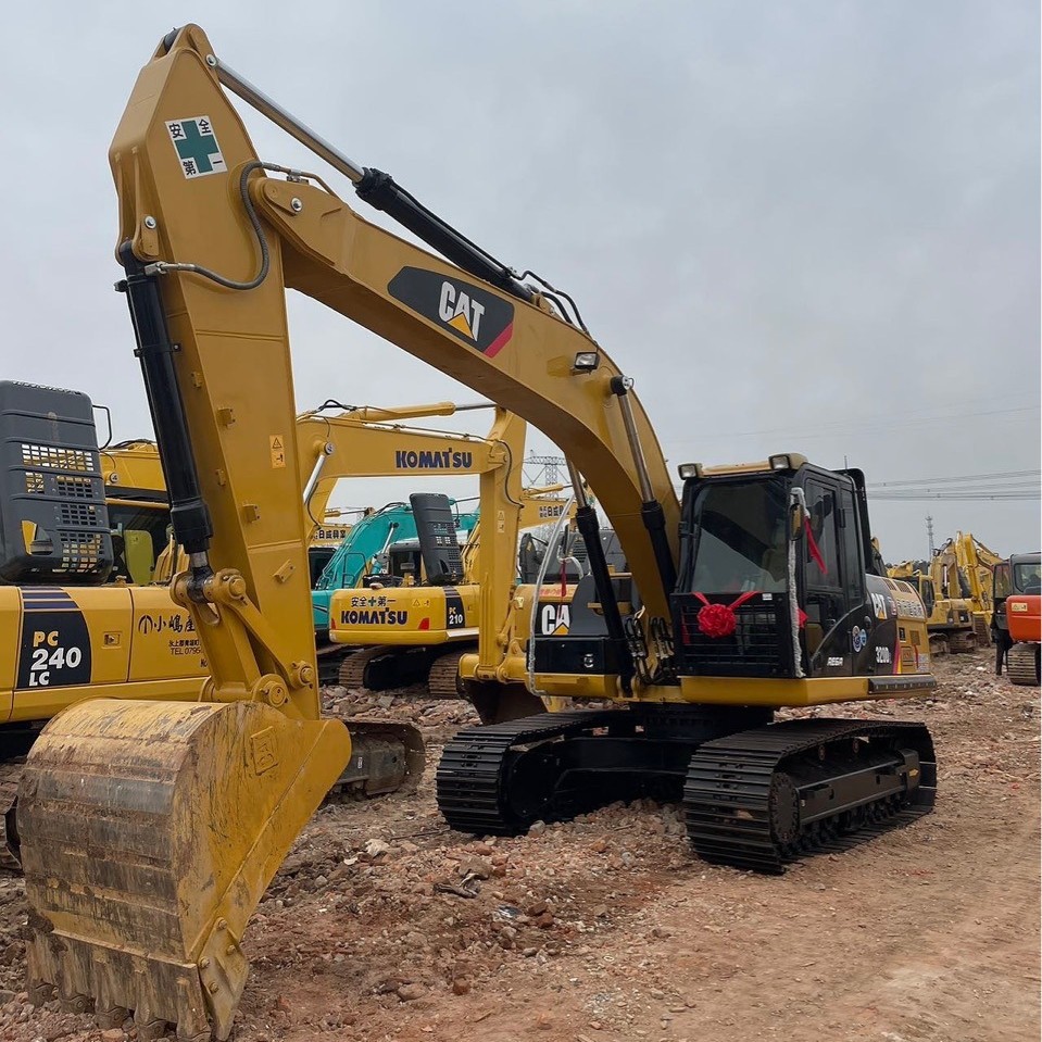 Exportación del mercado de Shanghai Hefei de segunda mano Carter 320 excavadora 400 juegos en stock