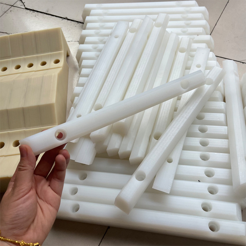 米黄色本色尼龙板工件CNC雕刻成品精度高强度高