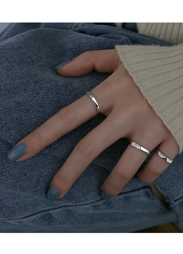 Minimalist Smooth Diamond Shaped Ring For Women Adjustable Open_voghion.com