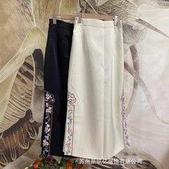 2025春夏新中国風サテン高腰スリットスカート女性国潮刺繍民族風半スカート