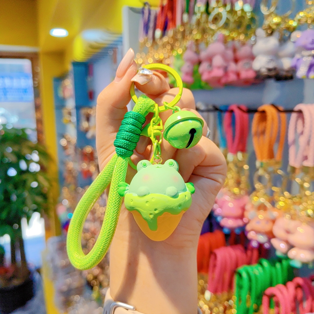 Llavero de oso de resina con colgante de muñeca de dibujos animados, cadena para teléfono móvil para mujer, llavero, colgante decorativo para bolso.