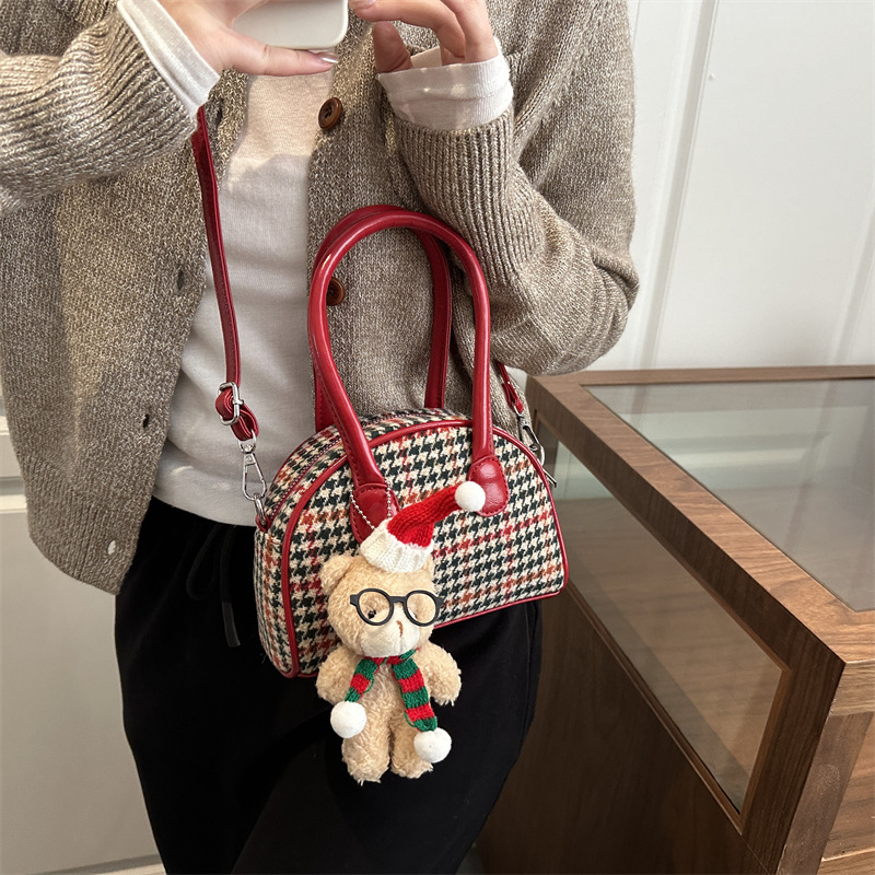 Bolsas de conchas de aire a cuadrillas extranjeras para niños y niñas, bolsas de caricatura lindas de peluche para bebés, bolsas de mano de otoño y invierno nuevas bolsas para niños