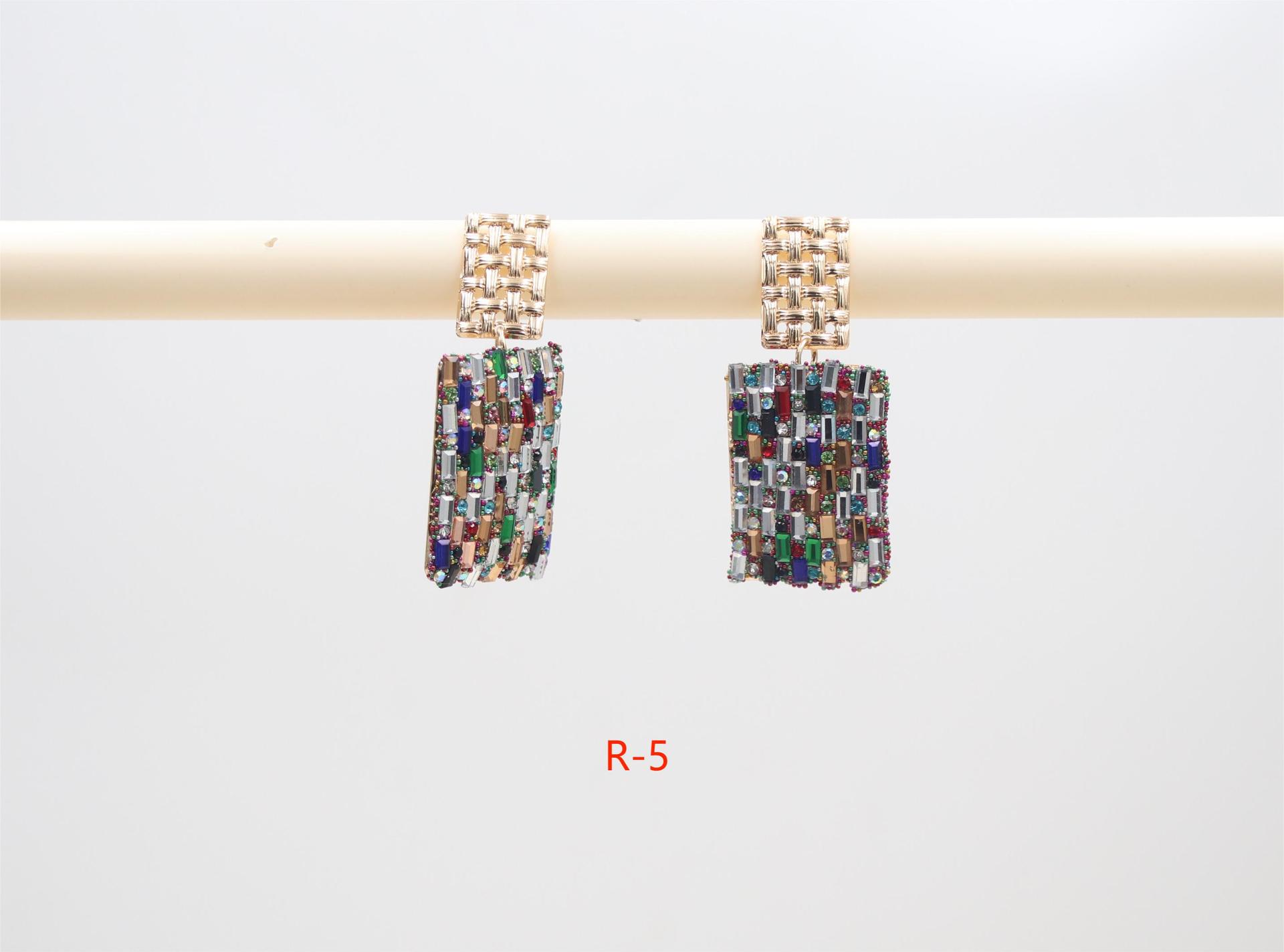 17g Weight Steel needle Ear Needle Material Glass Inlay Material Drop Earrings Classification 1 Pair Quantity Holiday, Daily Occasion Mixed materials Material Rectangle Pattern Women's Gender Inlay Design Simple Style Style 1 Pair Simple Style Rectangle Inlay Mixed Materials Glass Drop Earrings 5