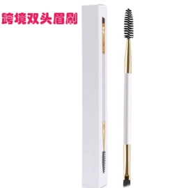 假睫毛;假睫毛镊子;化妆刷、刷包