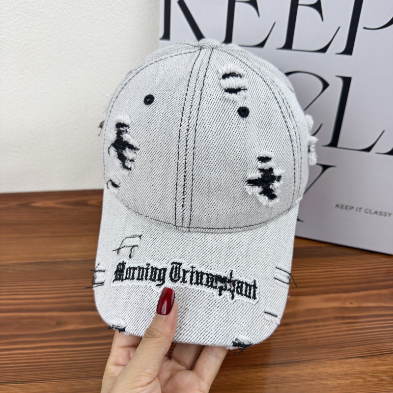 Sombrero de béisbol de letras - gris negro