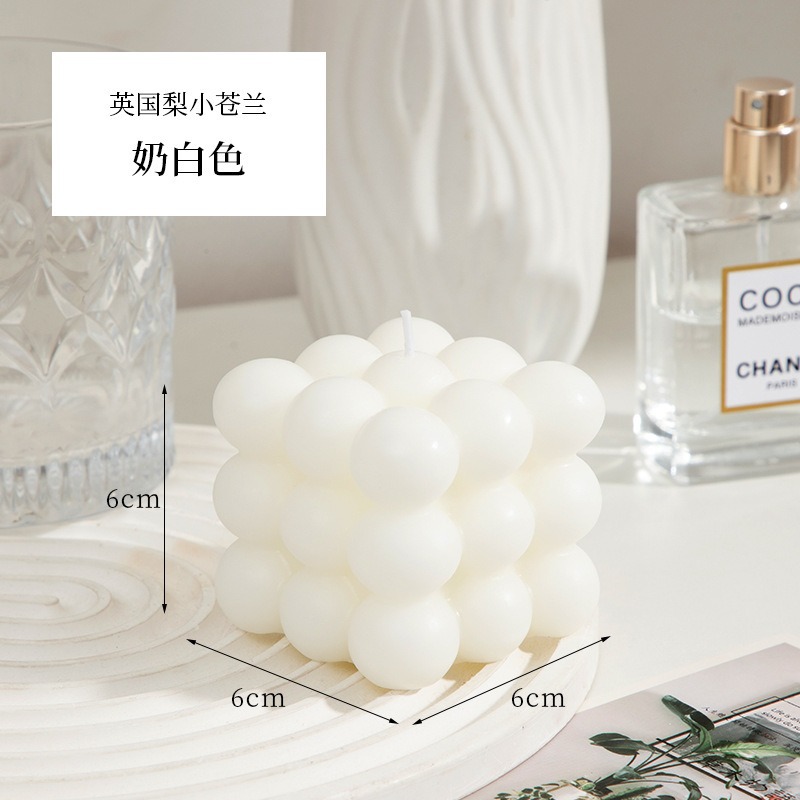 Estilo de bola creativa Cubo de Rubik Vela de aromaterapia al por mayor Oficina del hogar Vela de fragancia simple Adornos de objetos pequeños