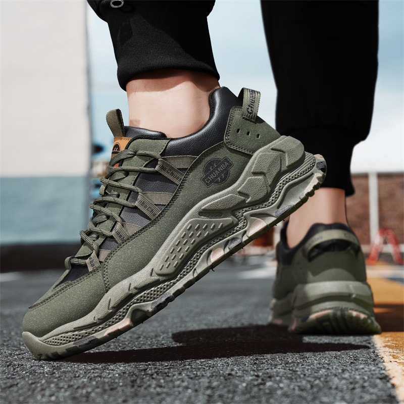 Trendy Shoes 2025 Autum Low-Top Outdoor Non-Slip Sports Shoes Men's Thick-Soled Shock-Absorbing Heightening Cross-Country Hiking Shoes Sports Shoes