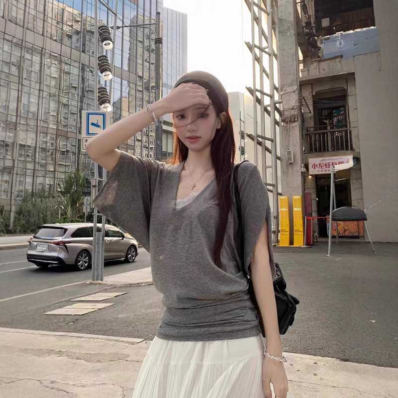 Lazy Style White V-neck Batwing Sleeve Off-shoulder T-shirt Women's Summer Design Tight Waist Off-shoulder Slant Shoulder Blouse Top