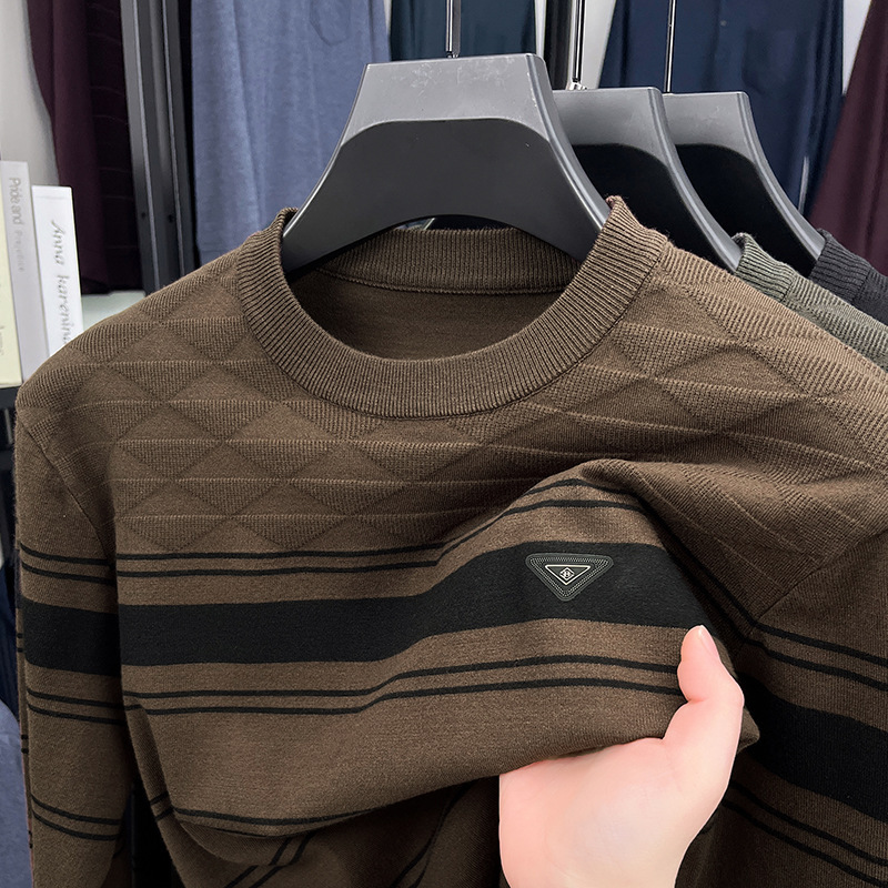 New Autumn and Winter Sweaters for Men, Round Neck Jacquard Striped Knitted Base Shirt, Loose and Simple, High-End Men's Sweater New Autumn and Winter Sweaters for Men, Round Neck Jacquard Striped Knitted Base Shirt, Loose and Simple, High-End Men's Sweater