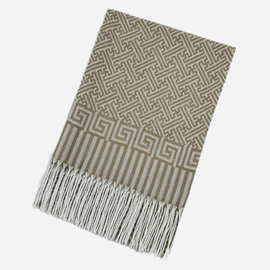 时尚围巾蒙古元素气质大牌风外搭两用披肩女冬季柔软保暖围脖