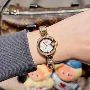 �¿����p�ݺ��s����ֱ�Ů���펧��Ӛ��|�W����ˇ����С�����