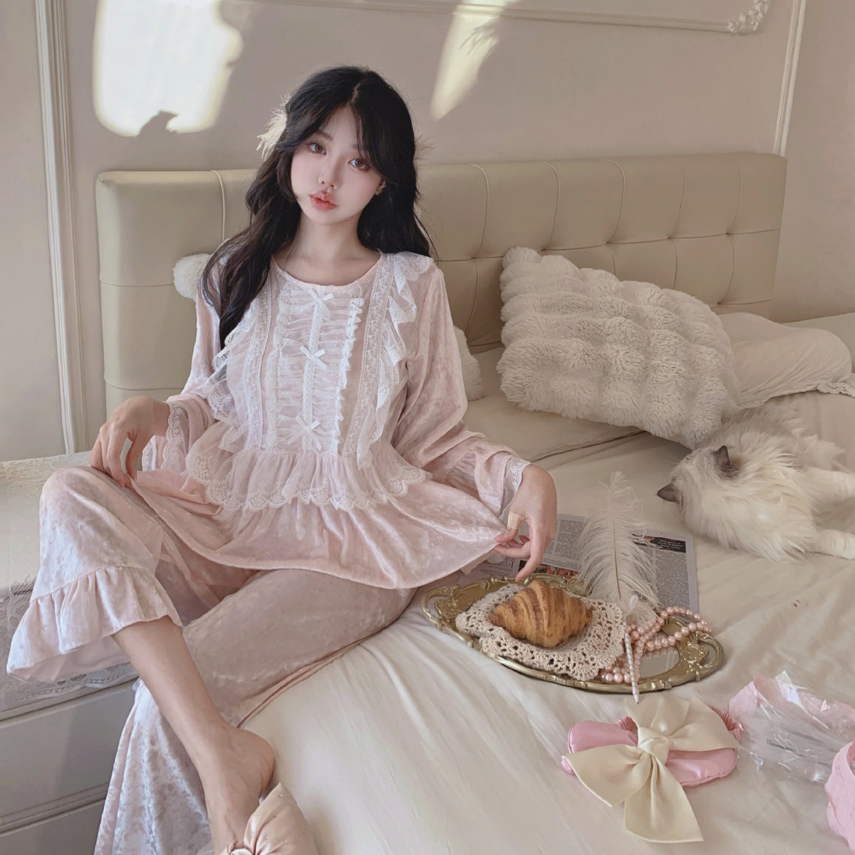 가을과 겨울 새로운 잠옷 프랑스 소녀 공주 스타일 골드 다이아몬드 벨벳 긴 소매 바지 레이스 세트 그물 레드 도매