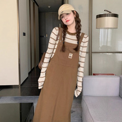 秋季工装背带裙两件套女2025新款减龄休闲韩版盐系条纹T恤套装裙
