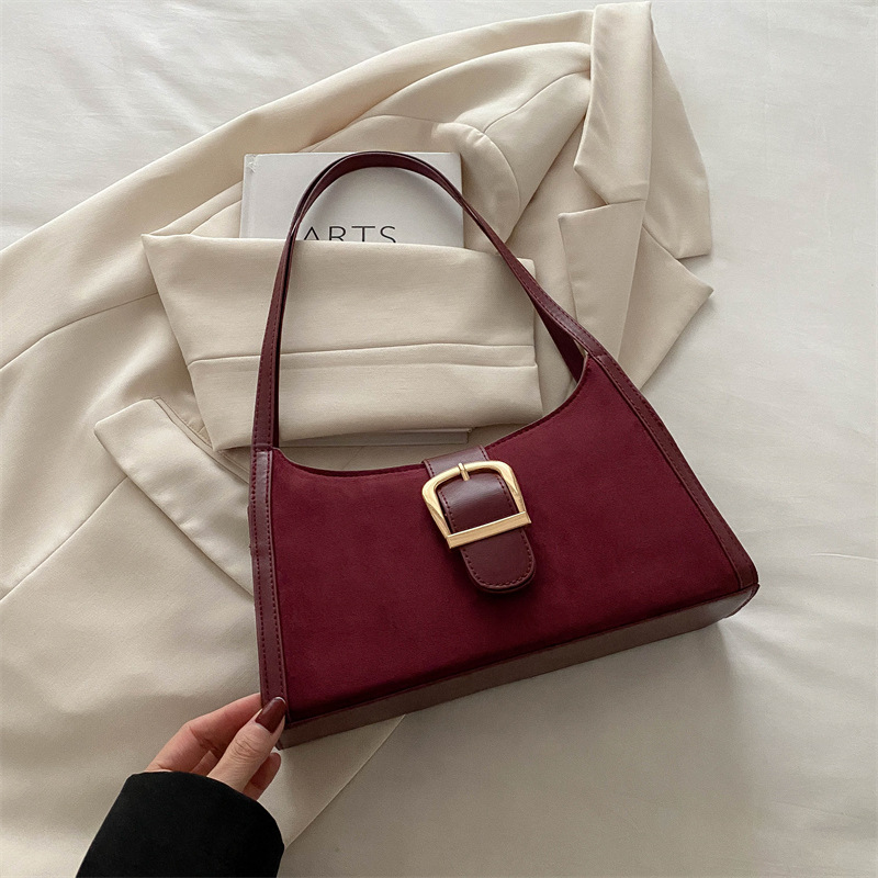 Bolso de axila de color sólido, diseño de nicho, moda, estilo occidental, nueva tendencia, bolso femenino, retro francés, hermoso bolso de hombro de luna nueva