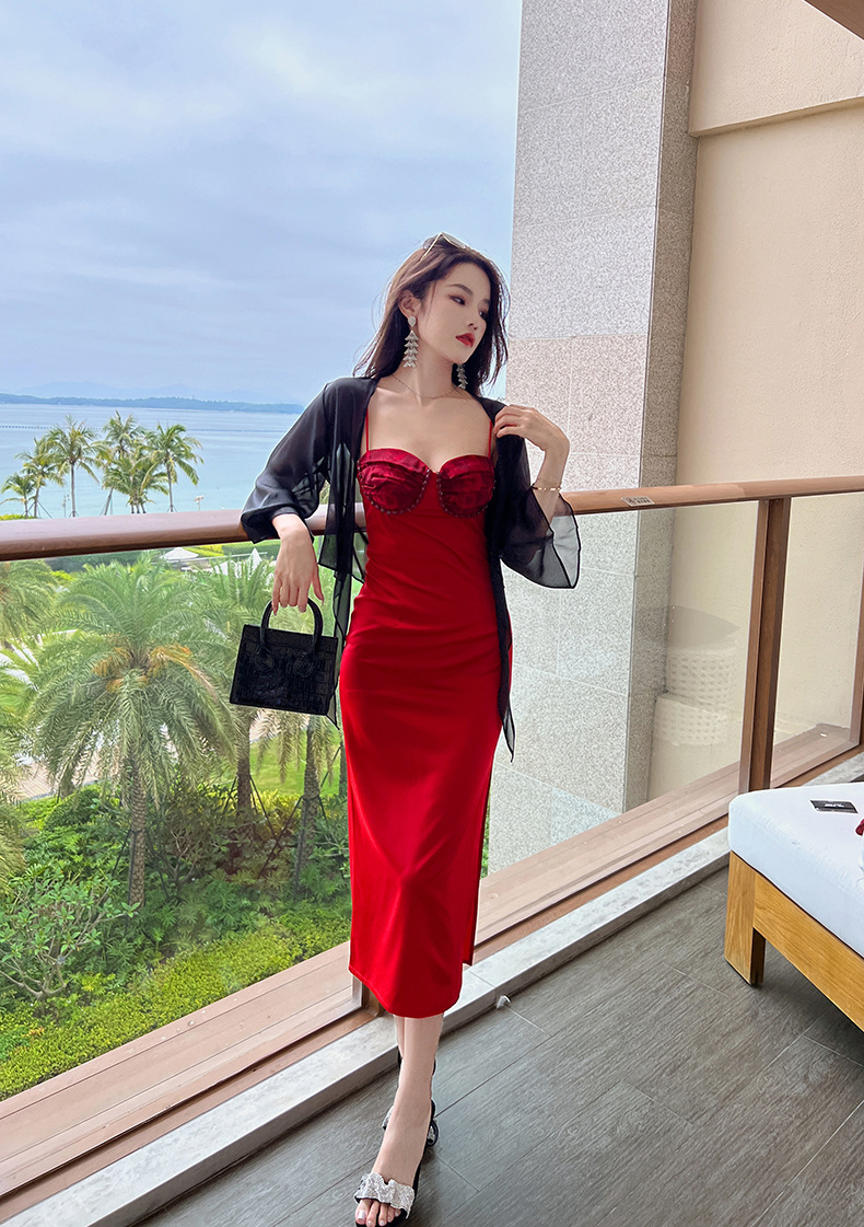 D0031 880K ÁO HAI DÂY NỮ CHOTDNG SEXY DÁNG ÔM BODY GỢI CẢM SEXY MÙA HÈ HAI DÂY HỞ VAI THỜI TRANG NỮ G03 SẢN PHẨM MỚI