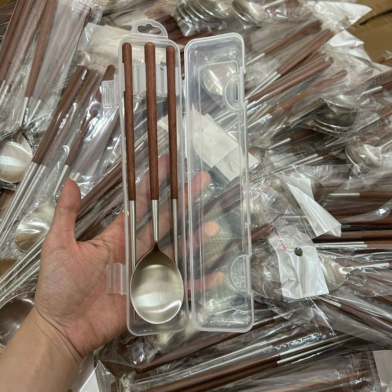ミノ家ネットレッド304ステンレス携帯食器鶏翅木フォークスプーン箸学生旅行屋外三|undefined