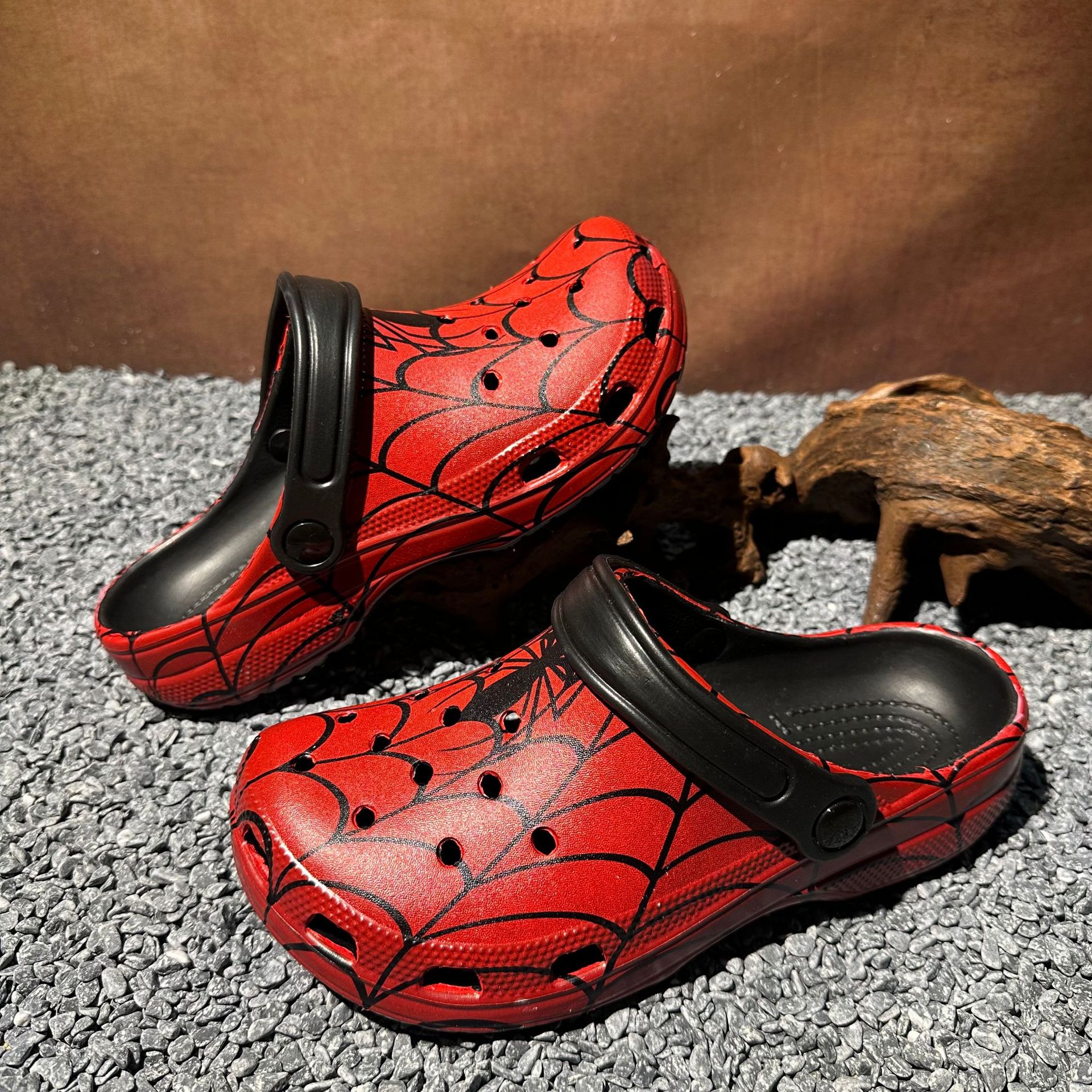 Zapatos para hombres, tendencia de verano, la segunda generación de arañas, zapatos para hombres y mujeres, anti-deslizante, playa de baotou