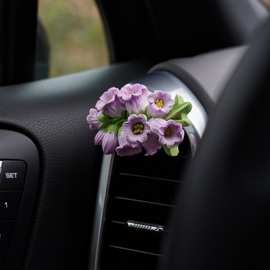 汽车车载香薰车用空调出风口铃兰香薰风铃淡香高级感摆件新车礼物