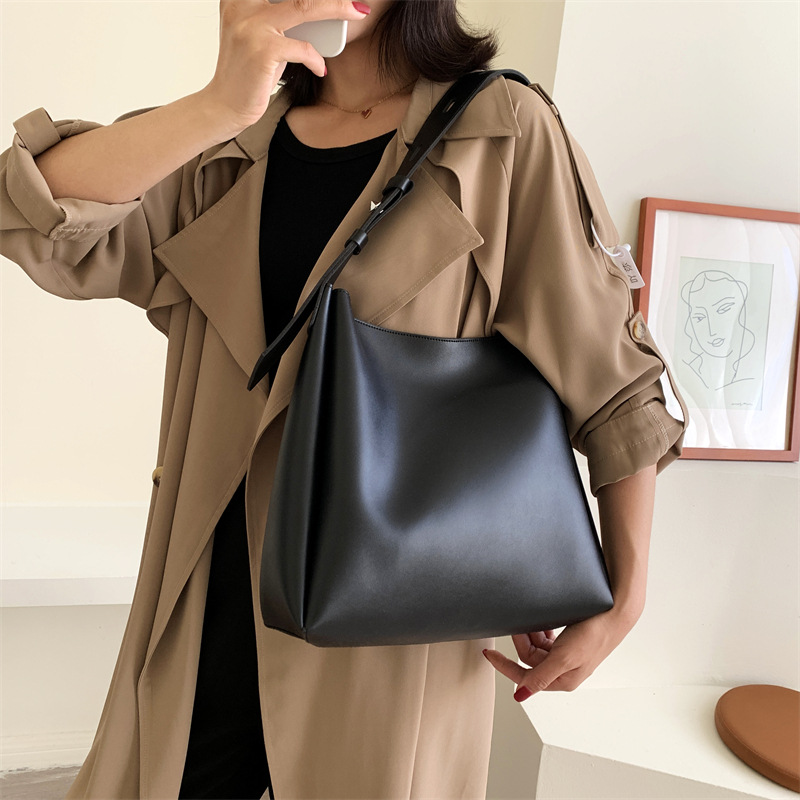 China Export Bag Large Shoulder Bag Women  New Casual Women Bag Mother Tote Bag Large Capacity Simple Shoulder Bag display picture 31