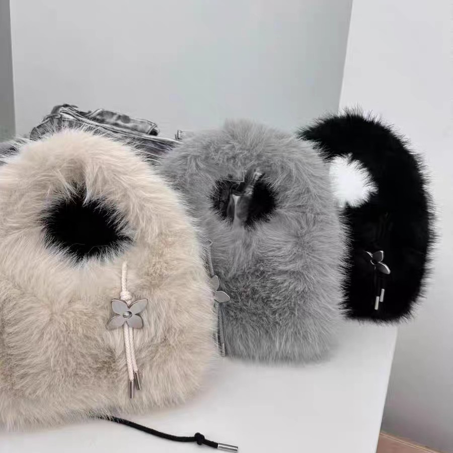 재고 SMFK 돌 가방 스몰 사이즈 푹신한 핸드백 흑백 회색은 3 색 가방 24 겨울 새