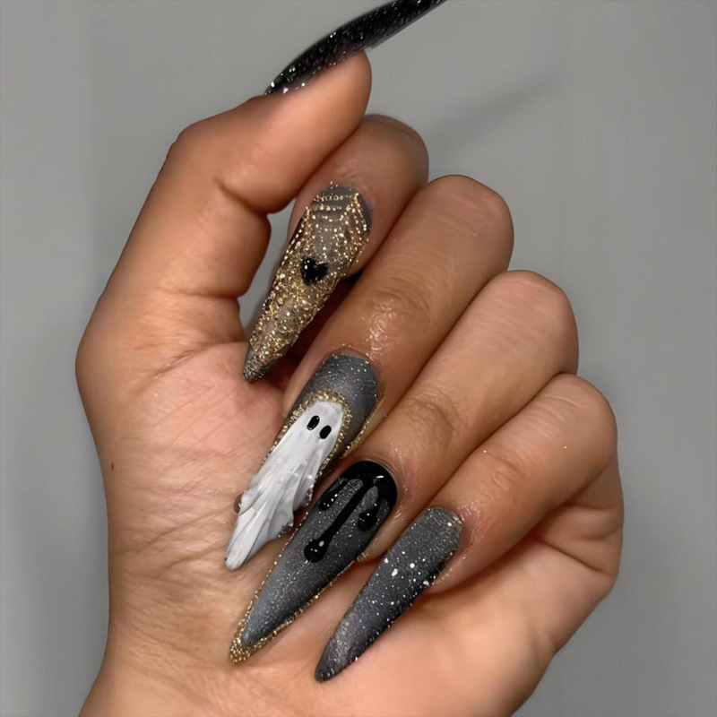 24 Pieces of Cross-Border Halloween New Long Pointed Wearable Nails French Ghost Spider Web Heart Manicure Nails Pre-Made