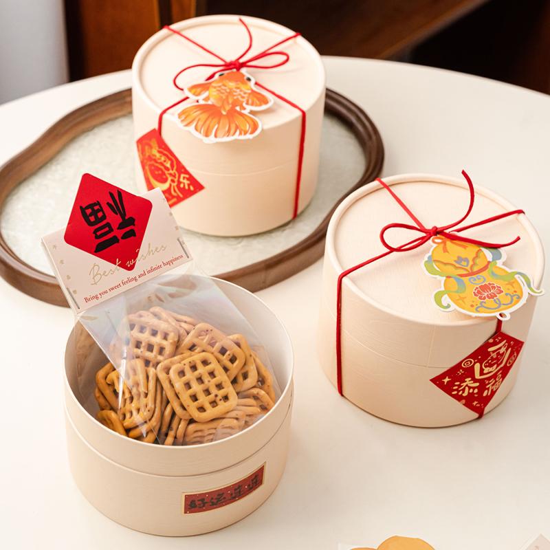 Nuevo 2025 Año Nuevo accesorios de embalaje de horneado estampado galletas dulces regalo de mano tarjetas decorativas personalizadas