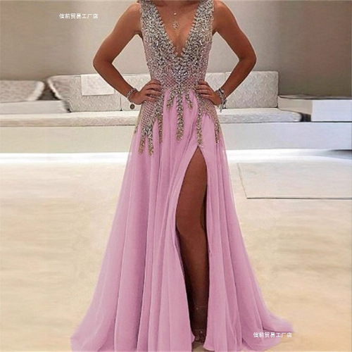A deep V wedding dress with sexy transparency, long and noble, for birthday galas, nightclubs, hosts, parties, evening gowns.