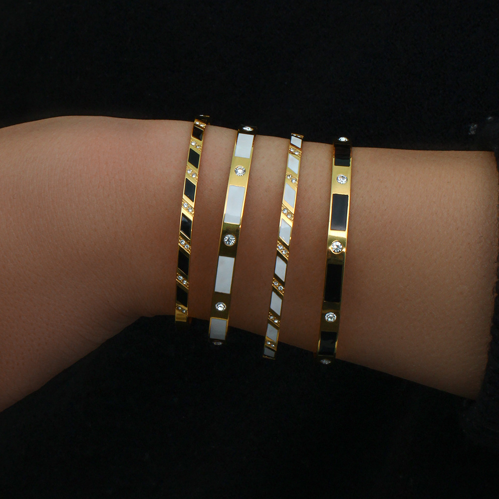 Fashion Stainless Steel 18K Gold Plating Rectangular Zircon Drop Oil Open-Ended Bracelet