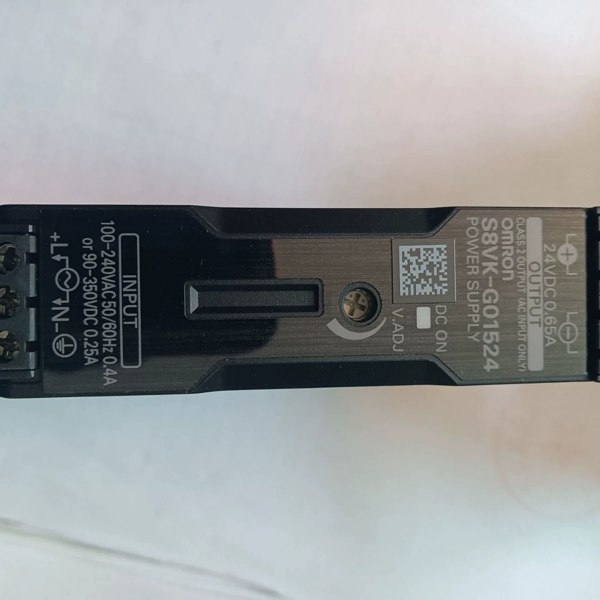 Новый оригинальный импульсный источник питания Omron S8VK-G01524