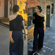 凝依姿新款 张婧仪同款一字斜肩宽松慵懒短袖T恤女设计感露肩上衣