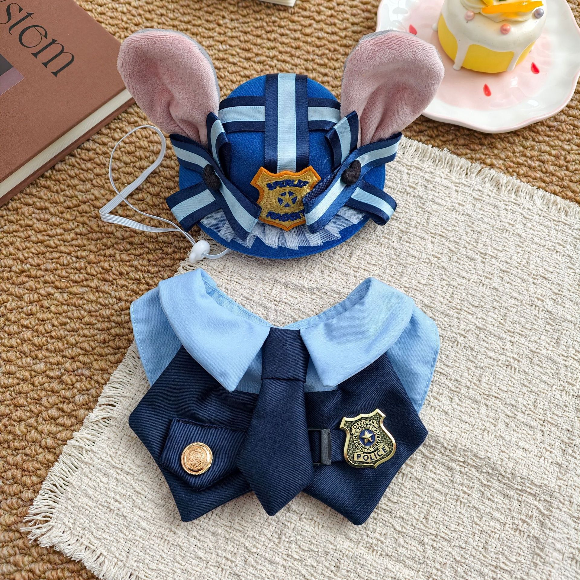 Male police + blue hat suit / M size 2.5-6kg (23-28cm)