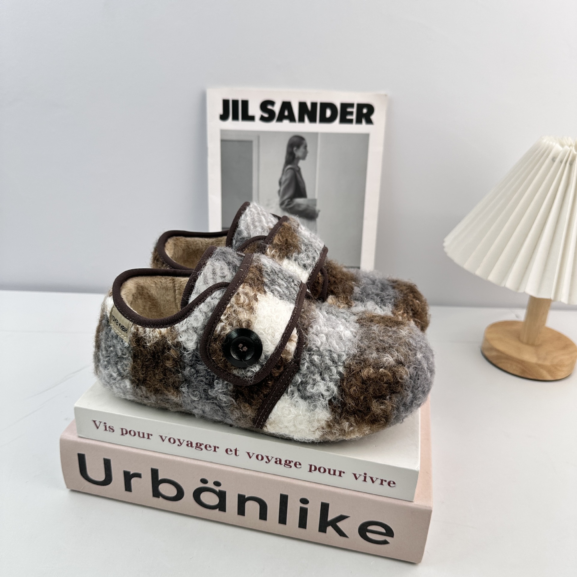 Yuanbo 2025 nuevo otoño y invierno coreano zapatos de lana para mujeres más zapatos de borken de cordero zapatos de cachemire