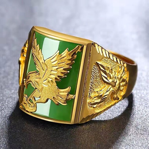 Vietnamese Shajin Domineering Big Phang spreading wings eagle…