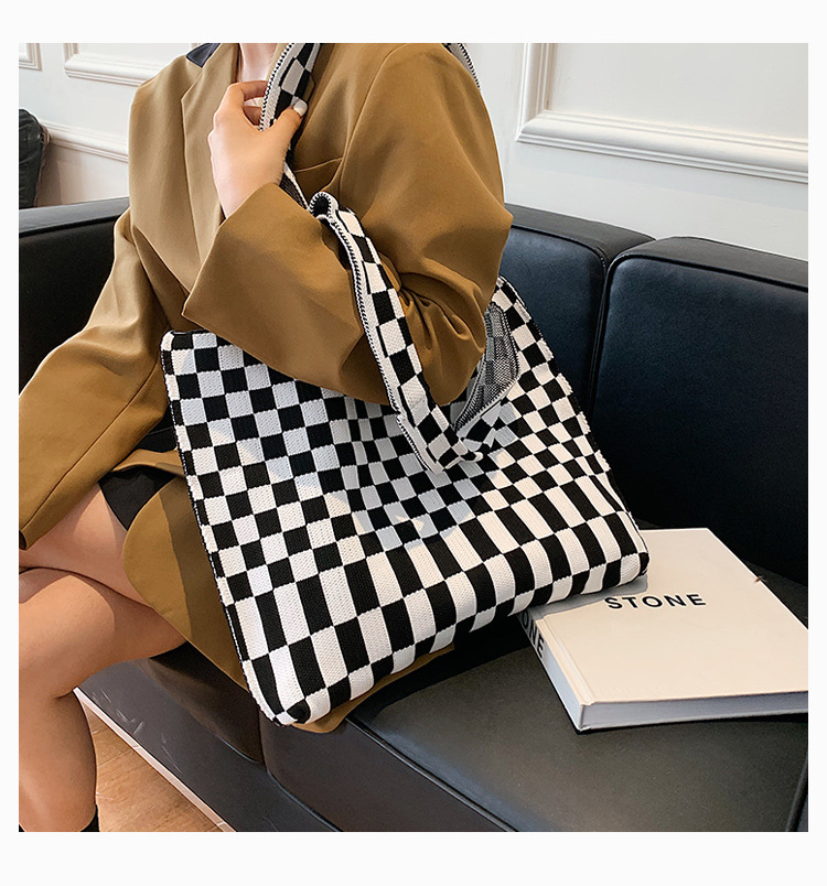 Women's Fashion Checkered Canvas Shopping Bags display picture 3