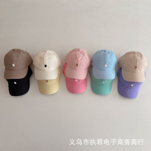 ��ͯ�ٸ�ñ�ļ�����С��ĸN������ñ��ͯŮͯ�ǹ�ɫ���ΰ���ñ