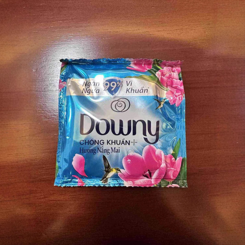 【特便宜】越南进口当妮Downy持久留花香洗衣护理液柔顺剂20ml/袋|undefined