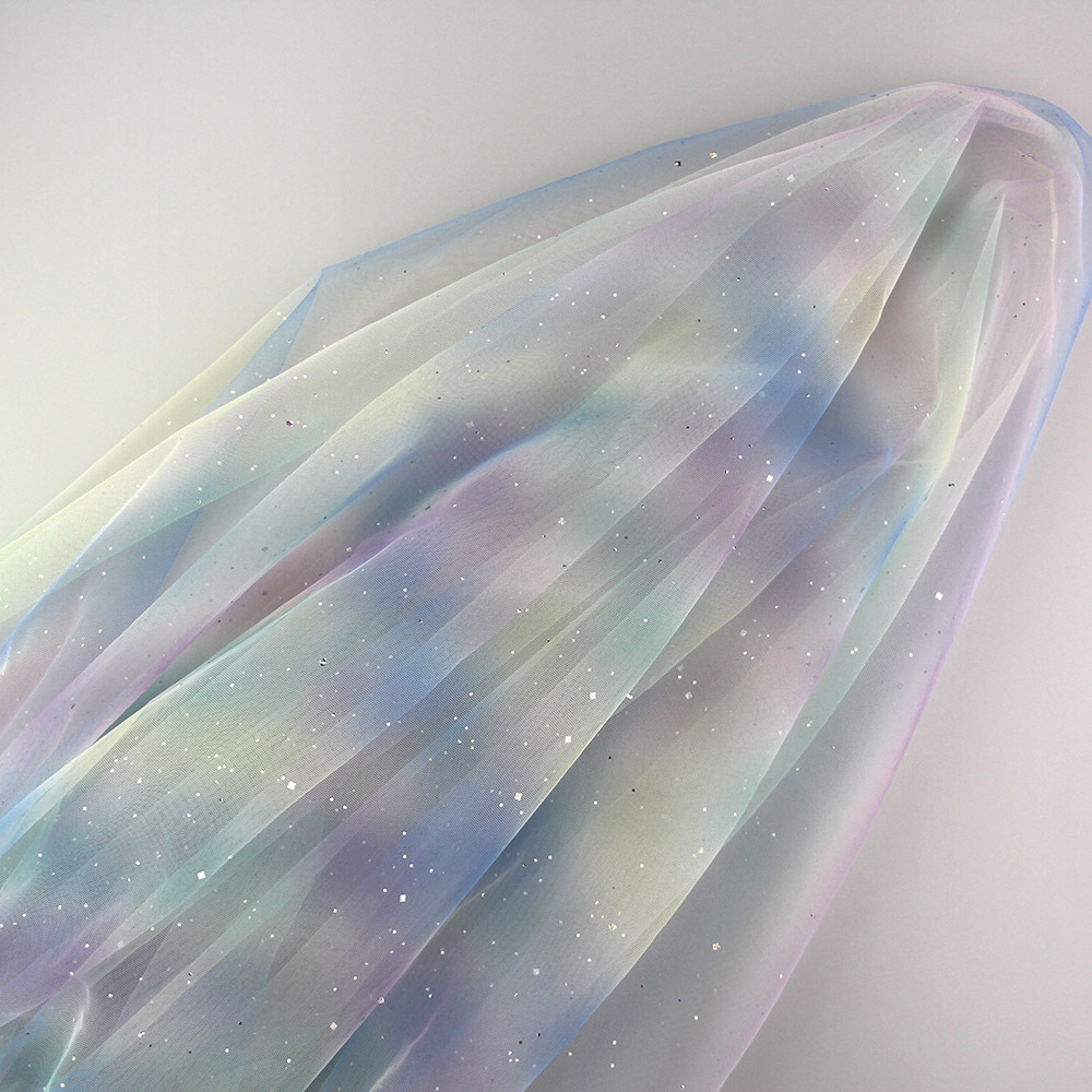 特密网冲片亮片纱  方形大小彩色亮片网眼布 童裙装面彩虹色网纱