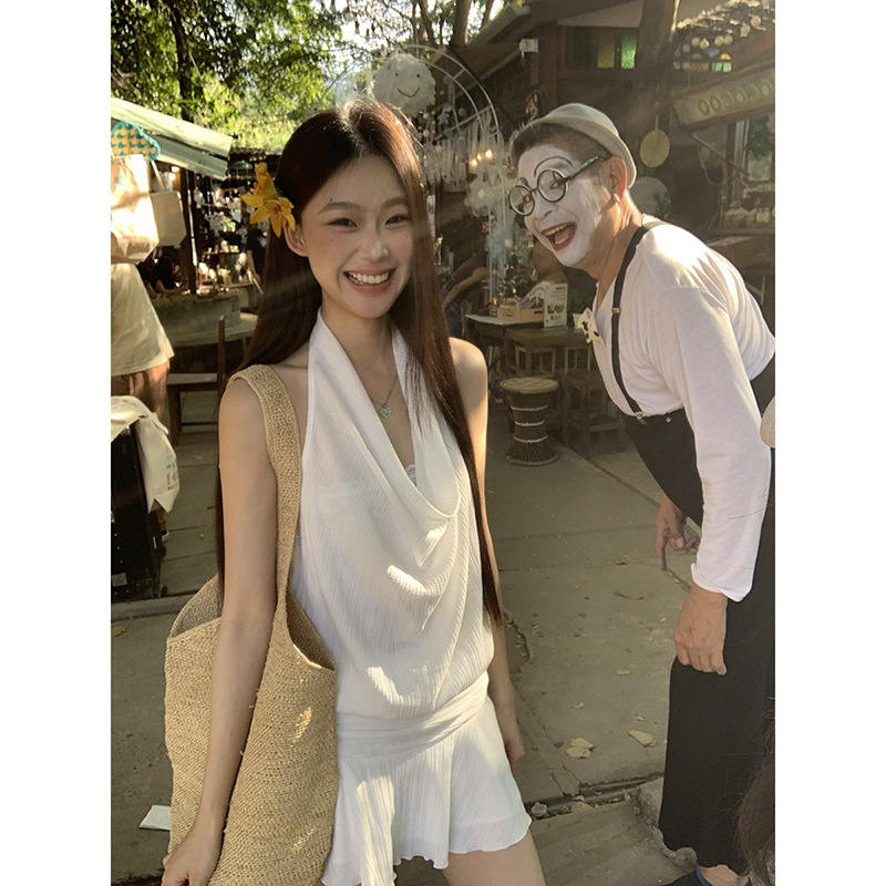 红人馆白色连衣裙女夏2025新款挂脖吊带法式小个子高级感显瘦裙子|undefined