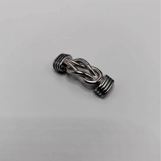 European and American punk stainless steel knotted buckle vintage accessories 12x 6mm inner hole high quality titanium steel leather rope bracelet