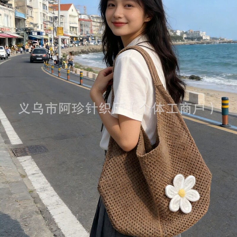 Large Capacity Women's Bag 2026 New Versatile Shoulder Beach Vacation Woven Straw Commuter Tote Bag