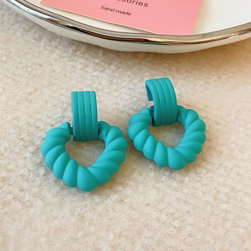 Pendientes de borla de flores de tul de aguja de plata Pendientes de súper hada verde menta fresca Pendientes de diseño exagerado de nicho