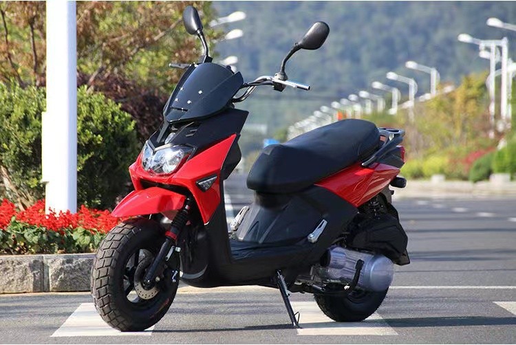 Cross-Border Foreign Trade Road Bully Pedal 150Cc Powerful Fuel-Saving Silent Motorcycle Travel Outdoor Motorcycle