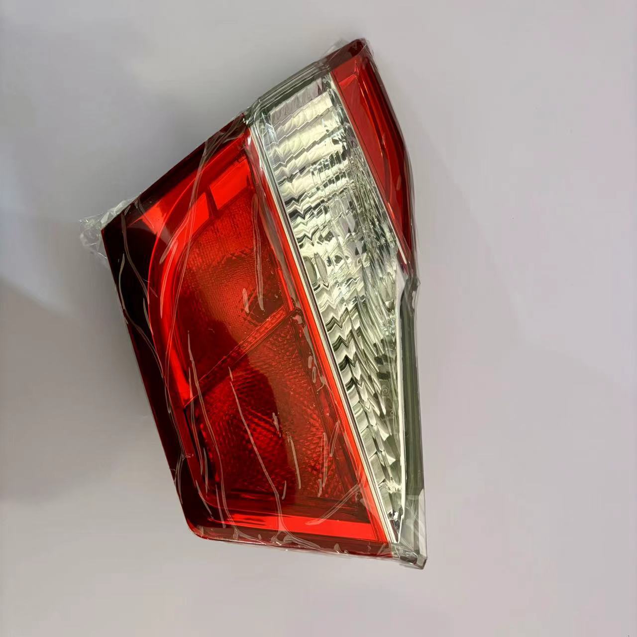Suitable for 06-20 Toyota Camry rear tail lamp assembly left and right brake reversing lamp cover shell turn signal