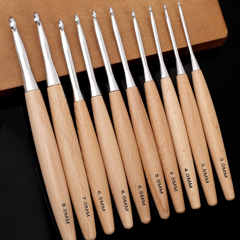 High-End Wooden Handle Crochet Sweater Crochet Handmade Wool Ball Knitting Tool Solid Wood Log Crochet Hook Head Complete Set