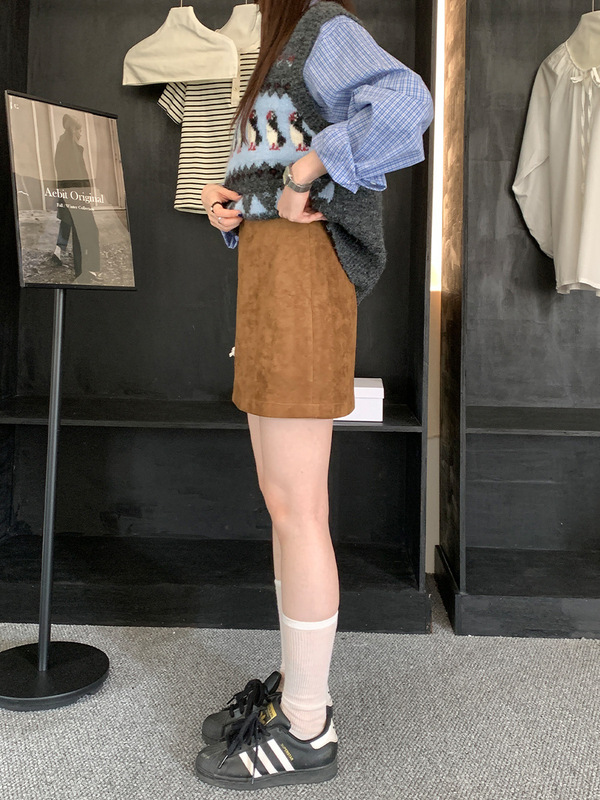 美拉德麂皮绒防走光高腰半身裙女秋季新款韩系复古显瘦a字短裙|undefined